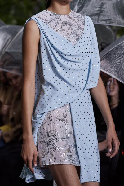 Look 197